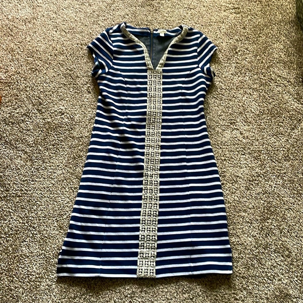 Hatley knit dress Navy and White size large EUC